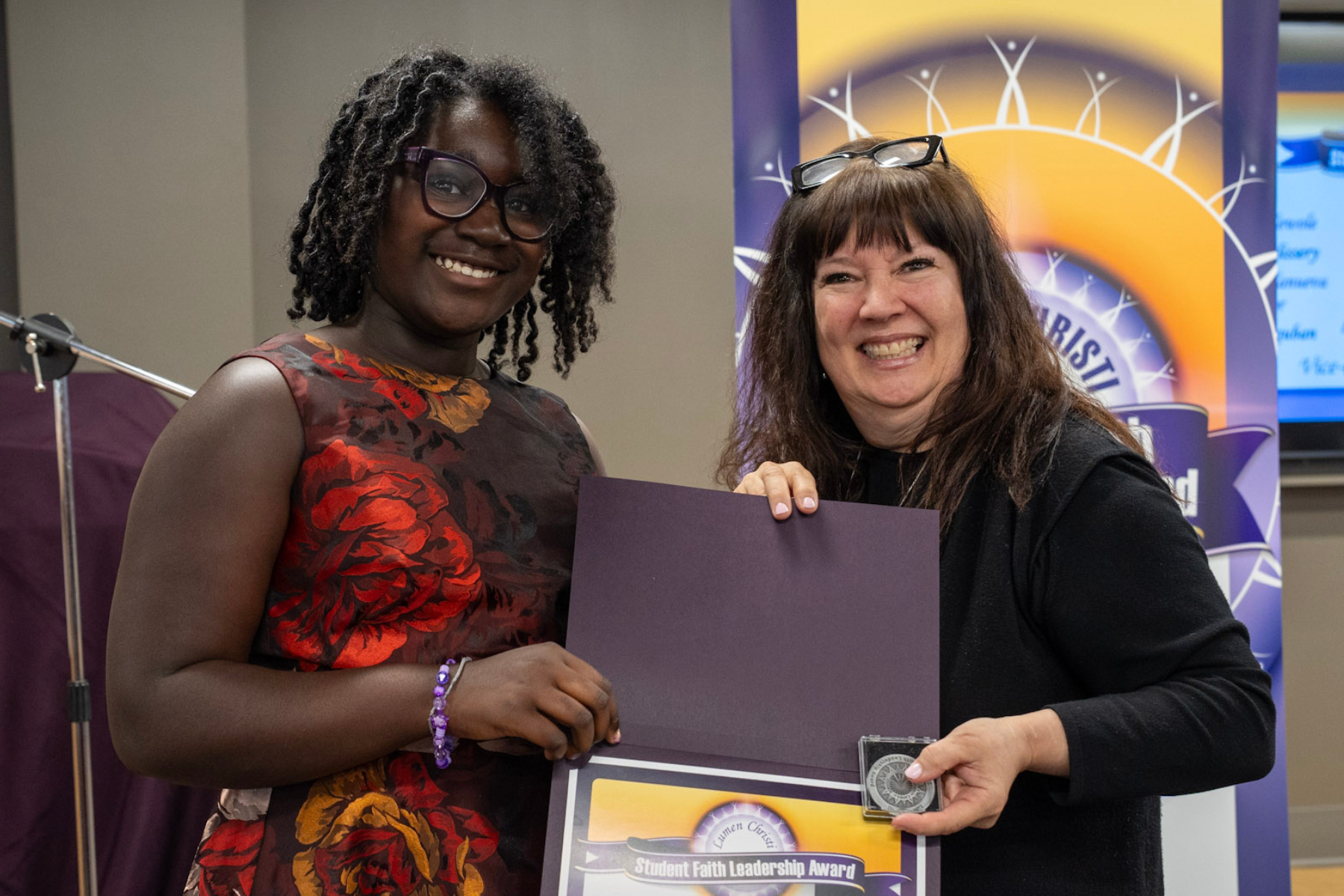 Trustee Lisa Turchansky with Student Faith Leadership Recipient 